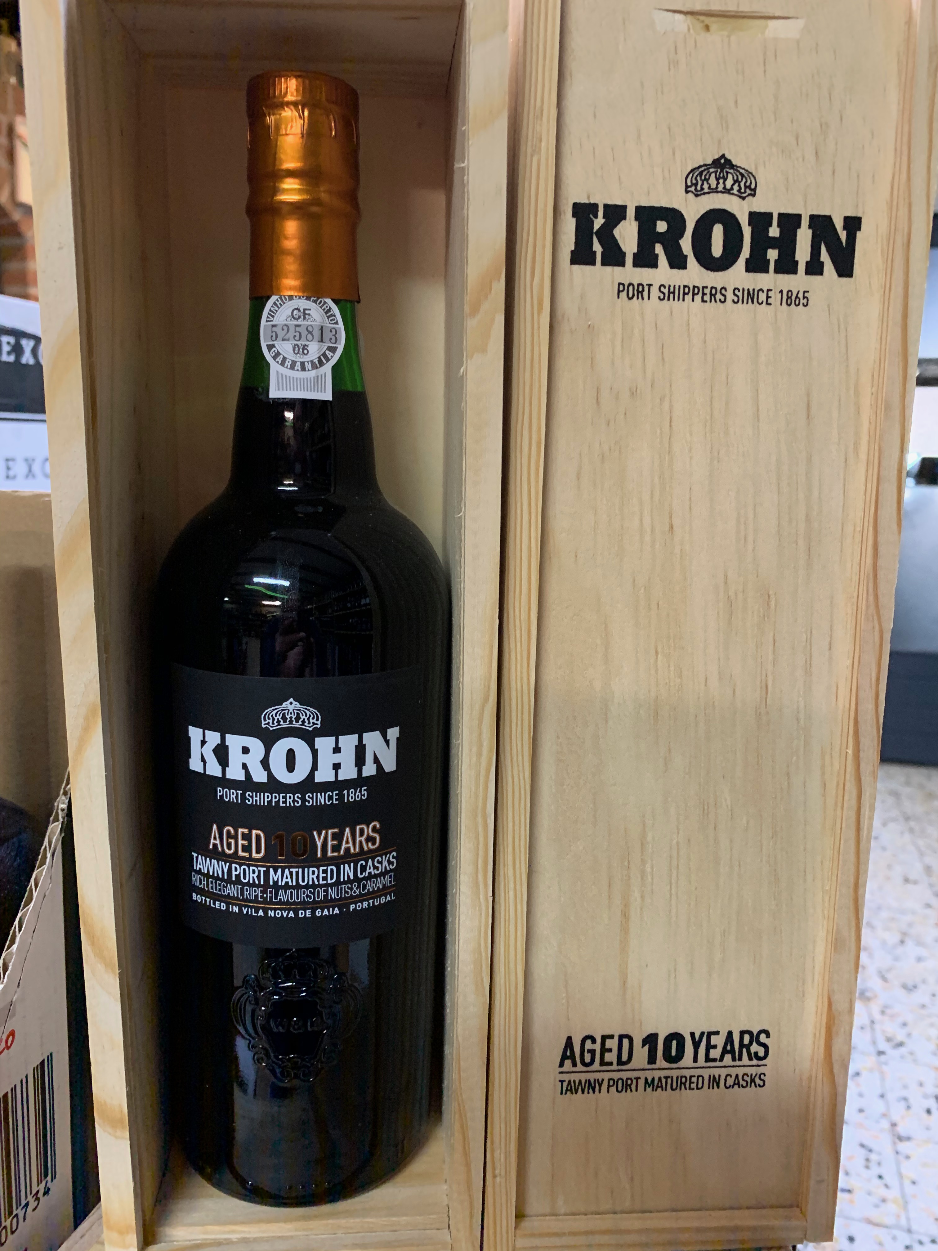 Krohn port in houten kist 10 YRS 75cl Slijterij de Graaf Schijndel